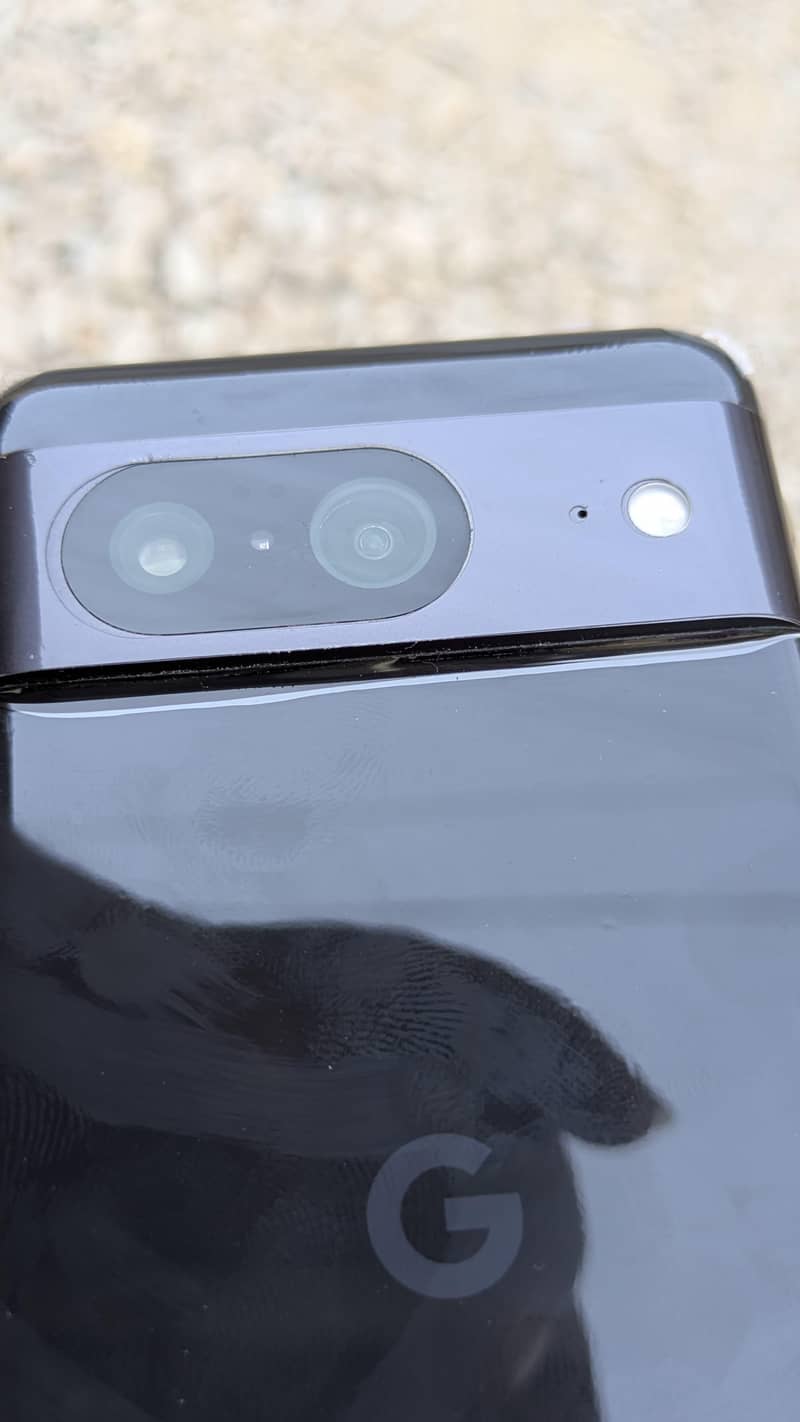 Google Pixel 8 4