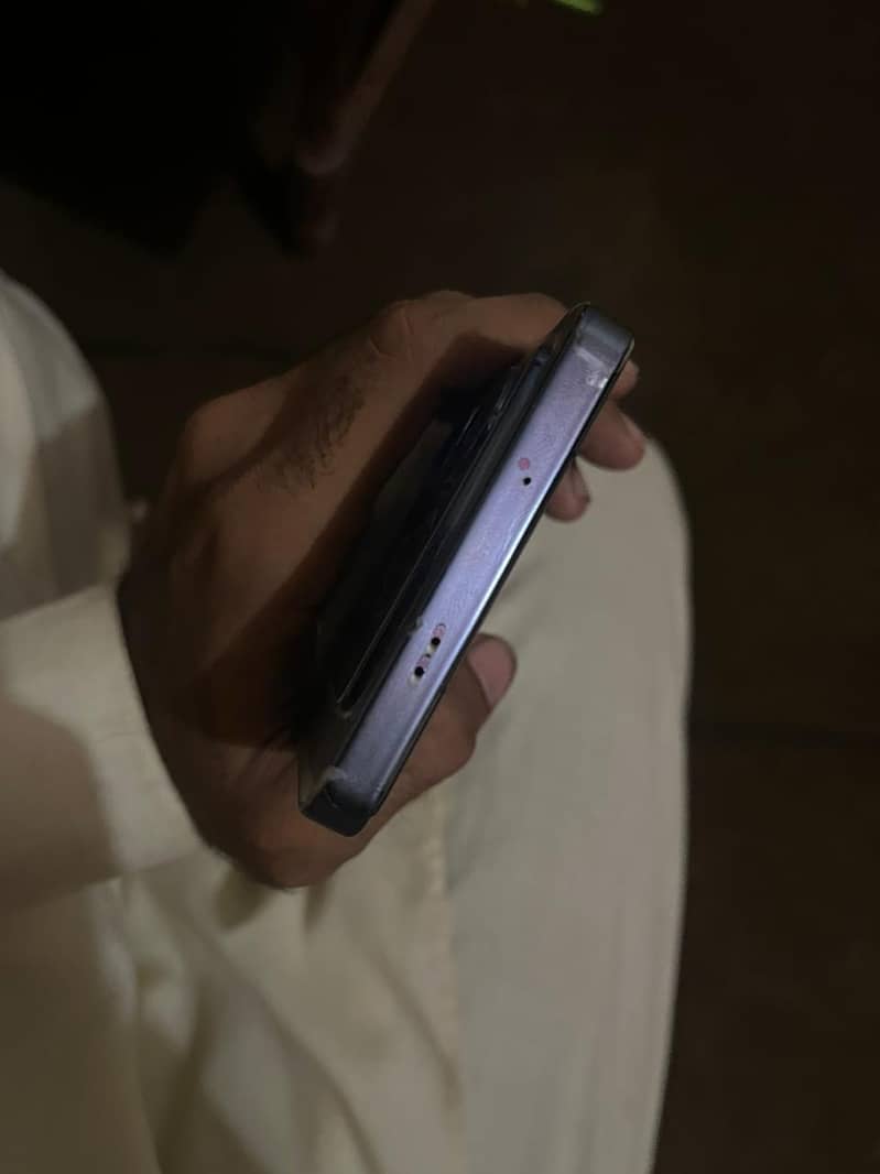 Infinix note 40 2