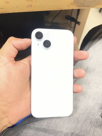 Apple iPhone 15