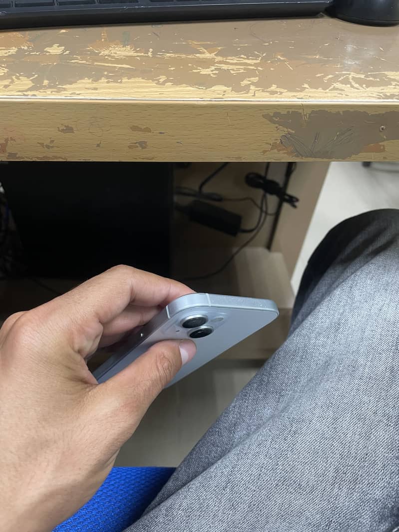 Apple iPhone 15 5