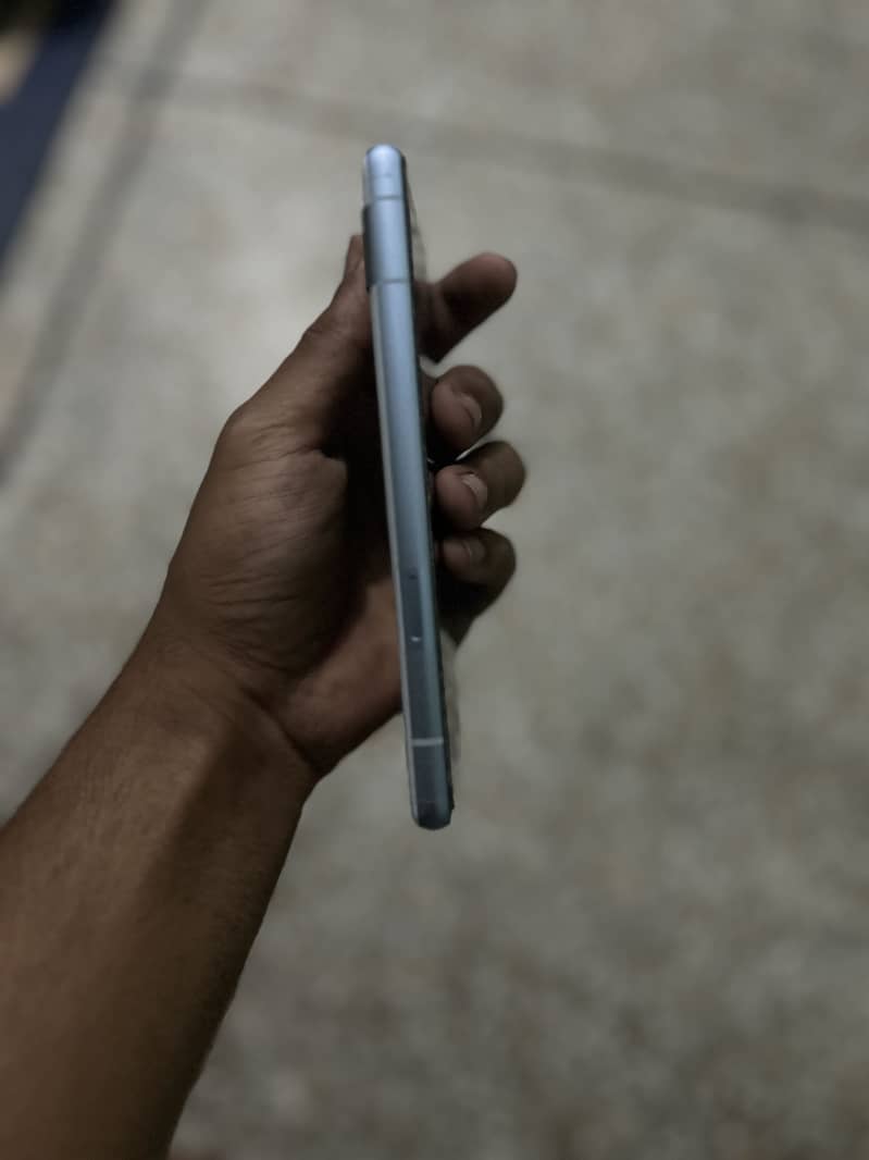 Google Pixel 7a 5