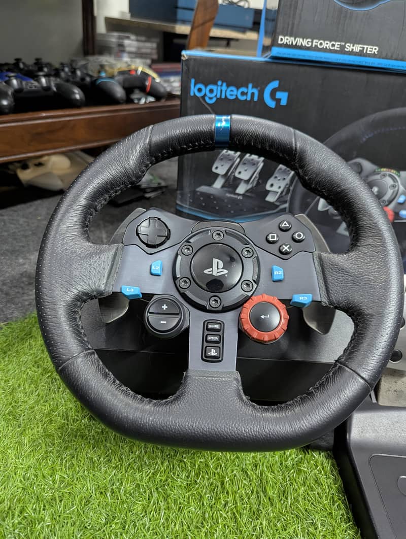 Logitech g29 with steering 1