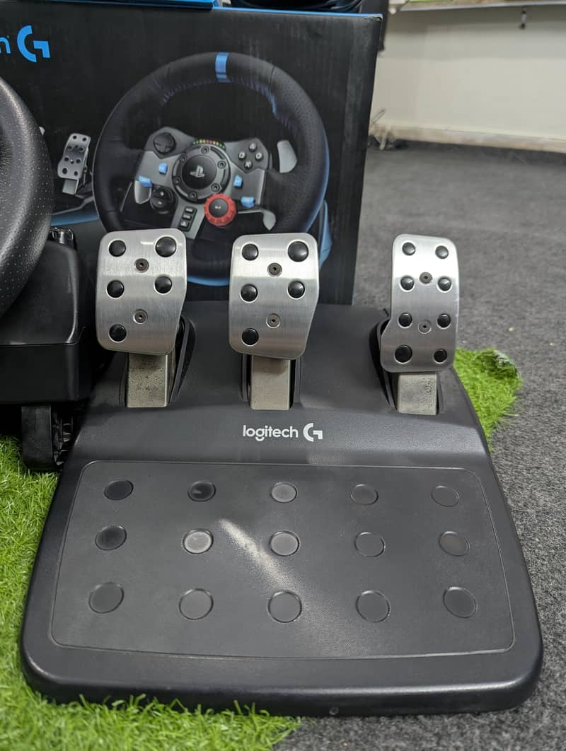 Logitech g29 with steering 2