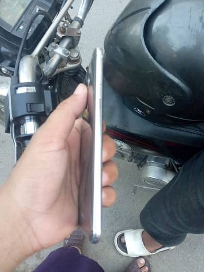 lg v30 plus 6 128 snapdragon 845 pubg beast phone