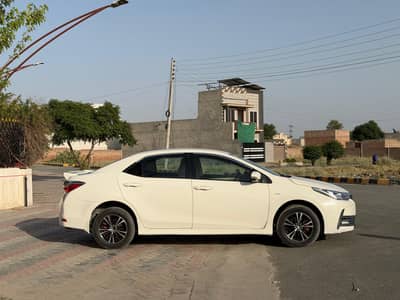 Toyota Corolla GLI 2019 accident free excellent condition
