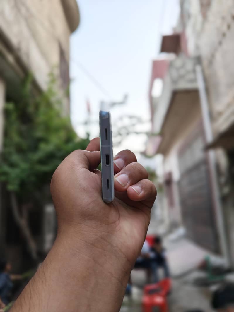 Google Pixel 7a 3