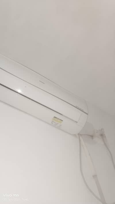 Haier 1 ton DC inverter