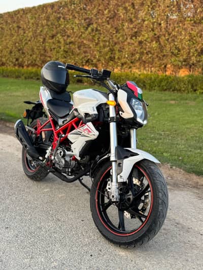 Benelli TNT150i 2019 model