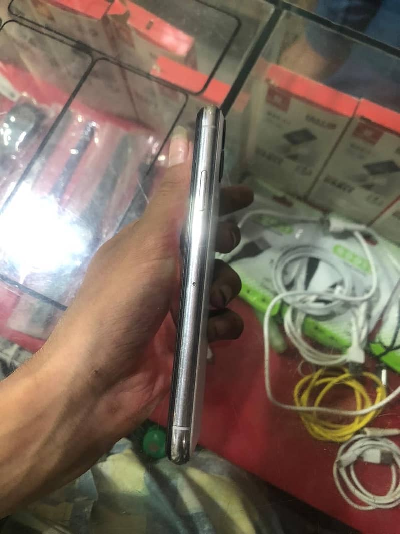 Apple iPhone X 7