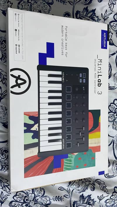 Arturia Minilab 3 Universal Midi Controller