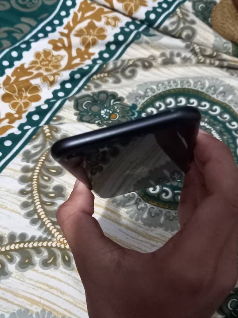 Apple iPhone SE 4