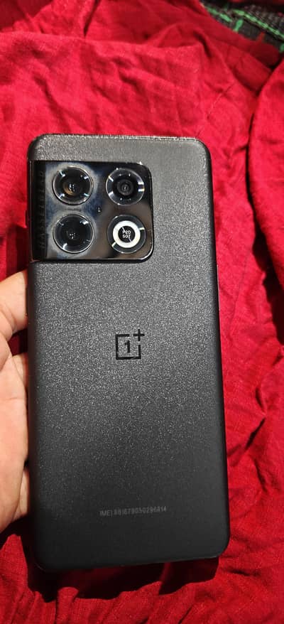 One Plus 10 Pro
