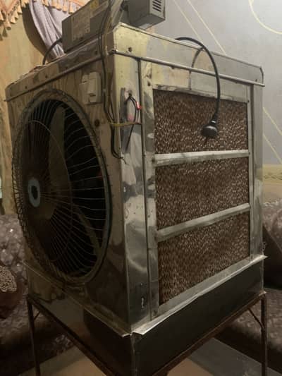 Air cooler 12 volt with supply