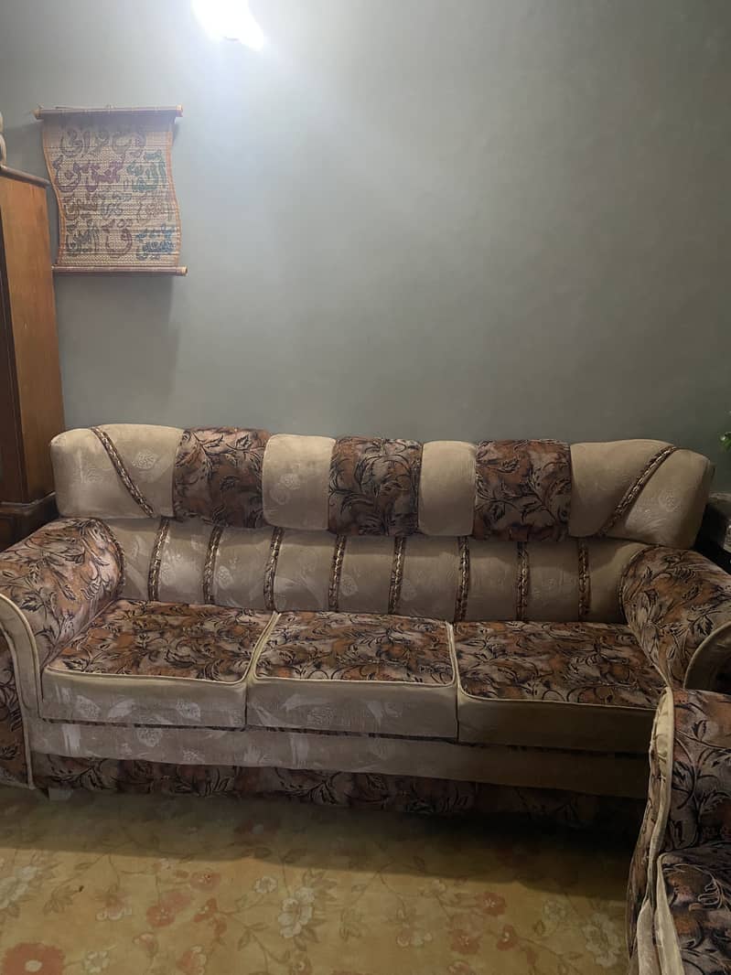 6 seeter sofa set 2
