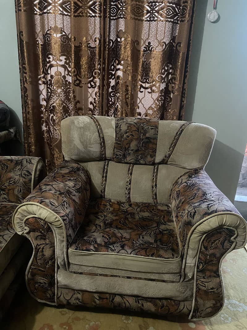 6 seeter sofa set 3
