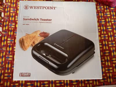 Westpoint Deluxe Sandwich Toaster WF-694 – Like New