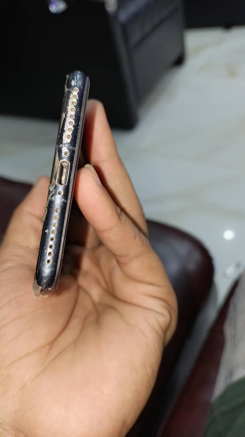 Apple iPhone 7 Plus 1