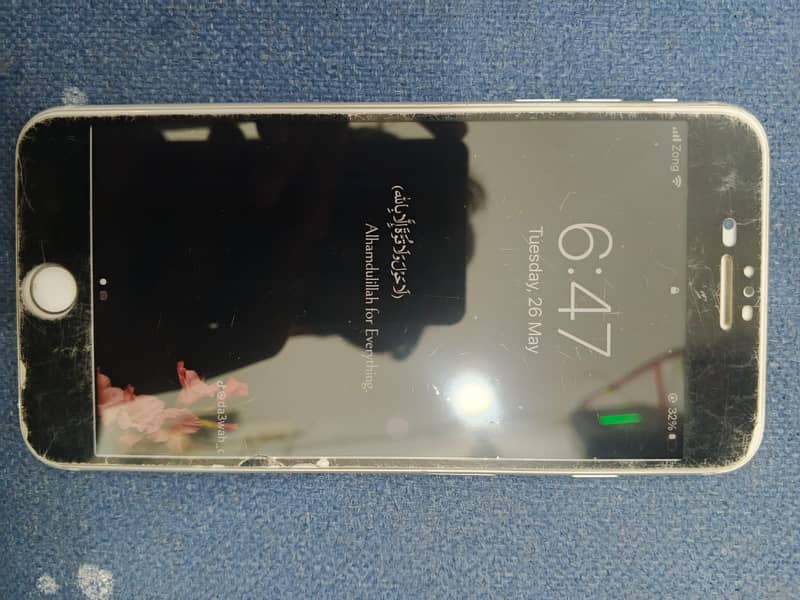 Apple iPhone 7 Plus 5