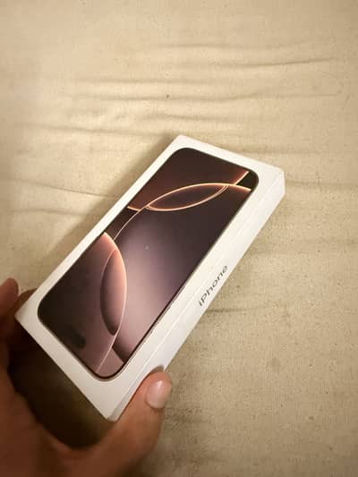 Iphone 16 pro max non pta with box