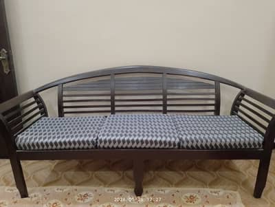 wooden 5 seater sofa set