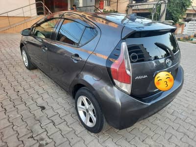 Toyota aqua 2016 model,full option