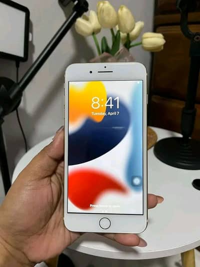 Iphone 7plus PTA approved 128gb My Whatsapp number 0348-55-58-176