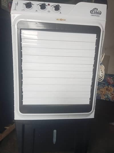 one sizen use good condition Air cooler
