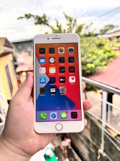 Iphone 7plus PTA approved 128gb My Whatsapp number 0348-55-58-176