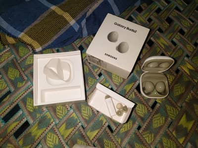 samsung buds 2 right side volume is low