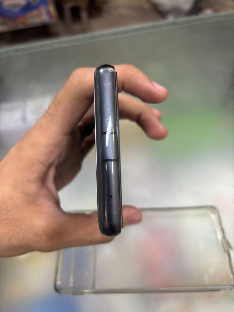 Google Pixel 7a 3