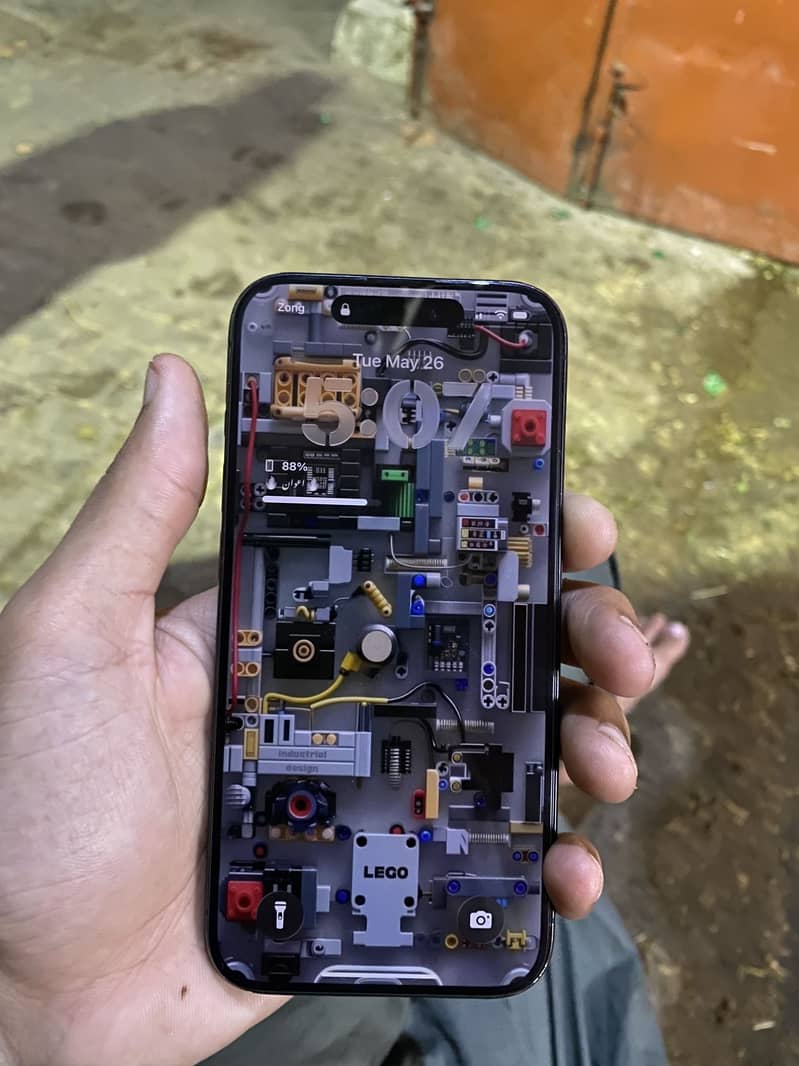 iPhone 15 pro 8