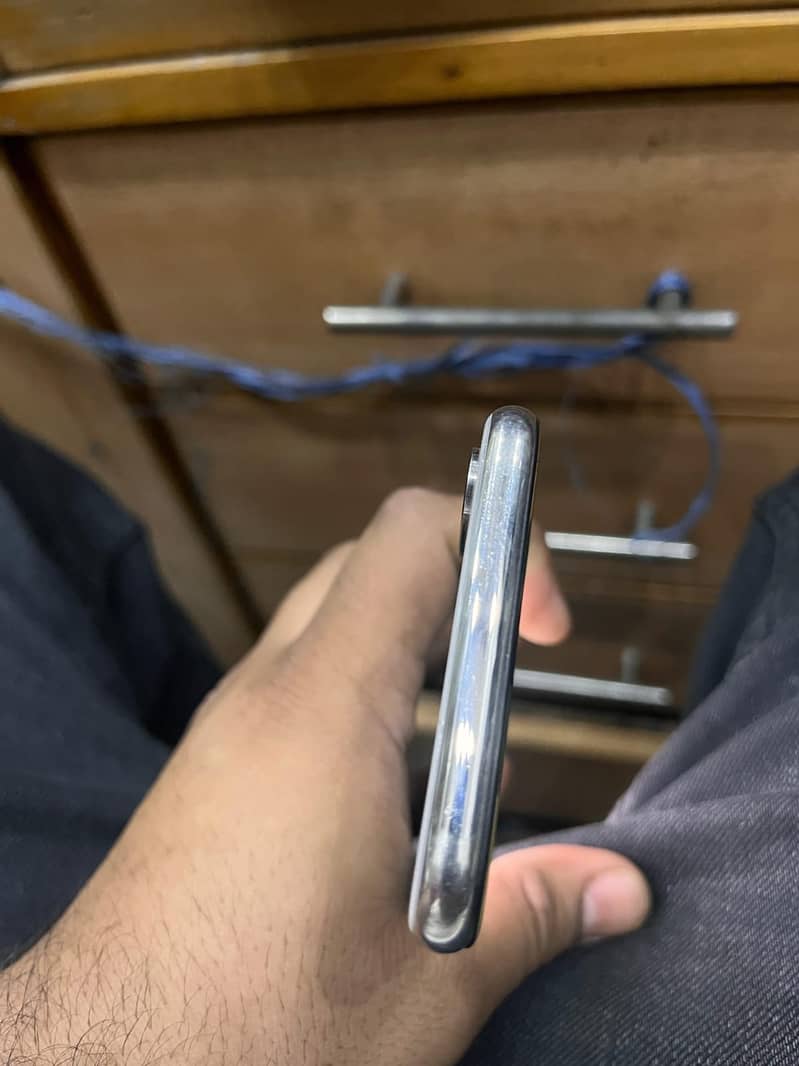 Apple iPhone X 1