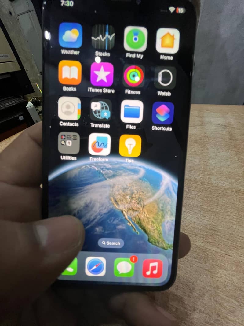 Apple iPhone X 6