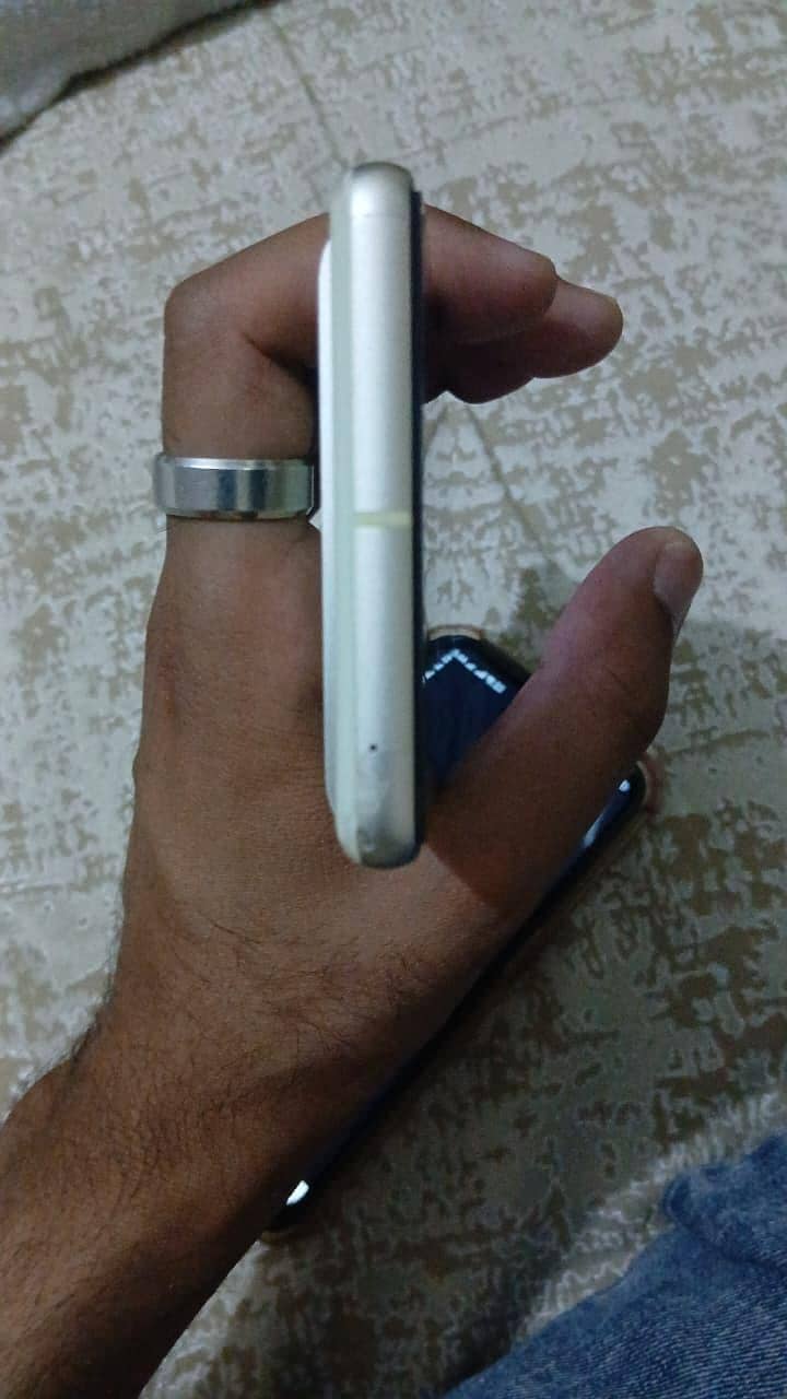 Google Pixel 7 5