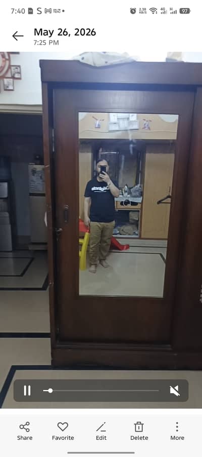 SLIDING DOUBLE DOOR CUPBOARD 