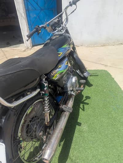 selling Unique 70 CC  All document cleared condition 10/9  Urgent Sale