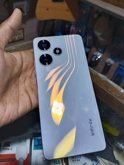 Infinix Hot 30