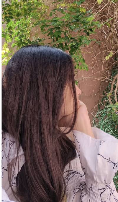 Remote Social Media Hundler Please Work de dein (Hania Ali )