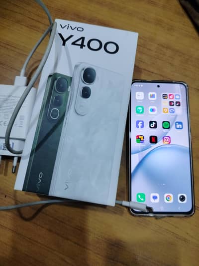 Vivo Y400
