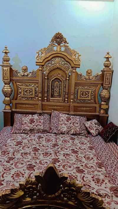 5 month used furniture. . . condition 10/10