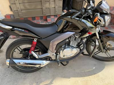 Suzuki gsx125