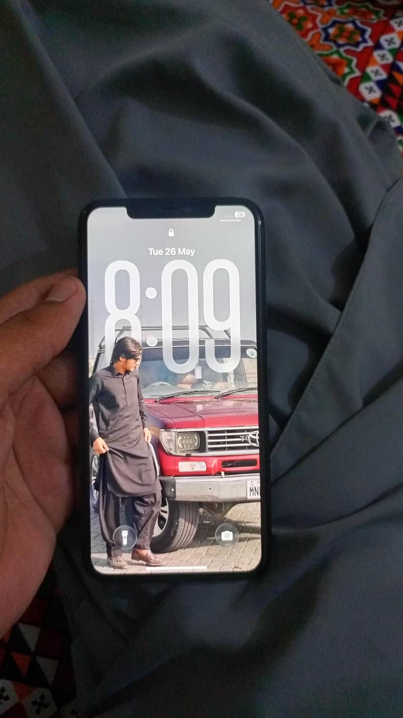iphone 11 pro max 3