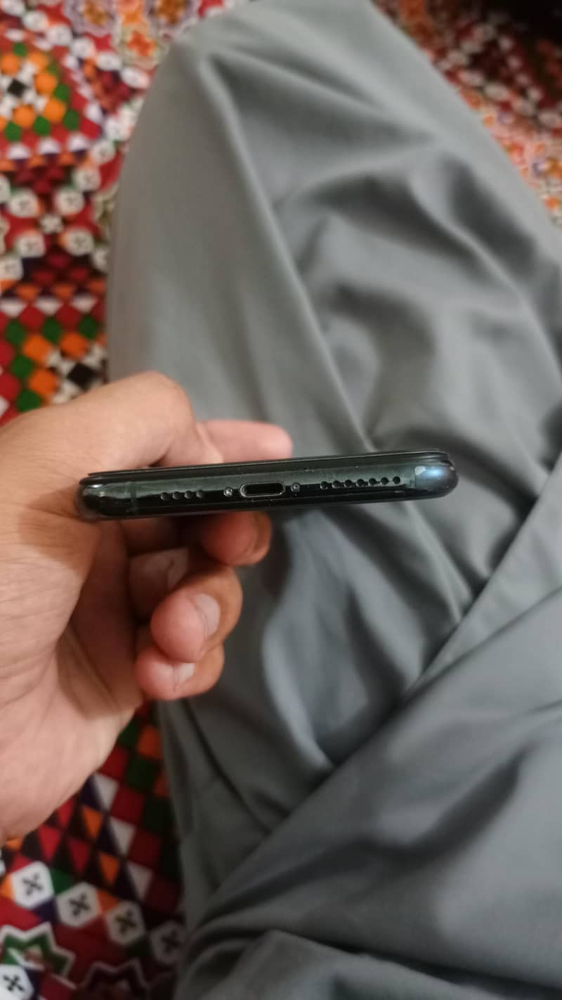 iphone 11 pro max 5