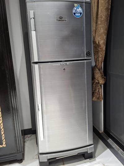 Dawlance Refrigerator Medium siza Brand new for sale