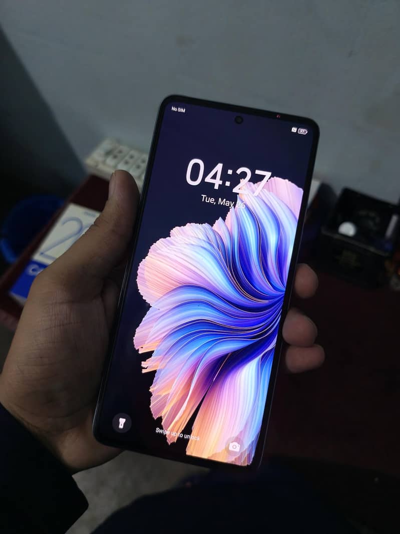 Tecno CAMON 20 Pro 1