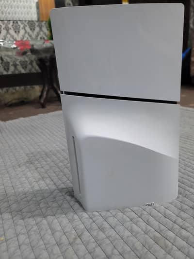 Slightly Used Playstation5 Slim Disc with 1 original controller.