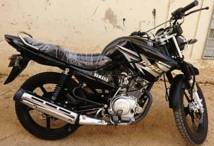 Yamaha ybr g
