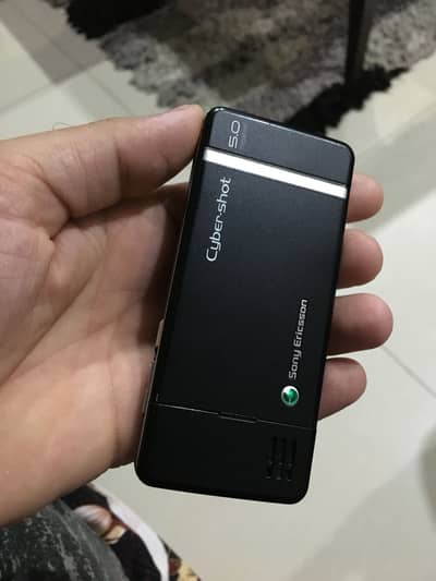 Sony Ericsson C902