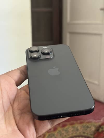iPhone 16 pro 128GB 100% health
