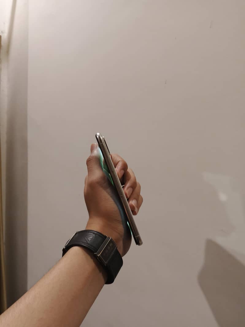 Apple iPhone X 2